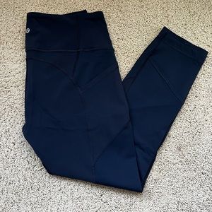 Lululemon All The Right Places 23”